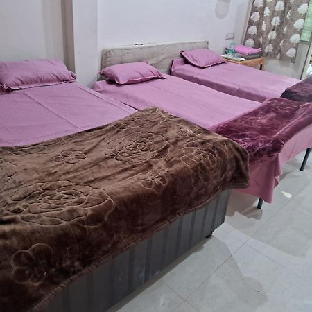 Sangam Vatika Home Stay Allāhābād Junction Eksteriør billede